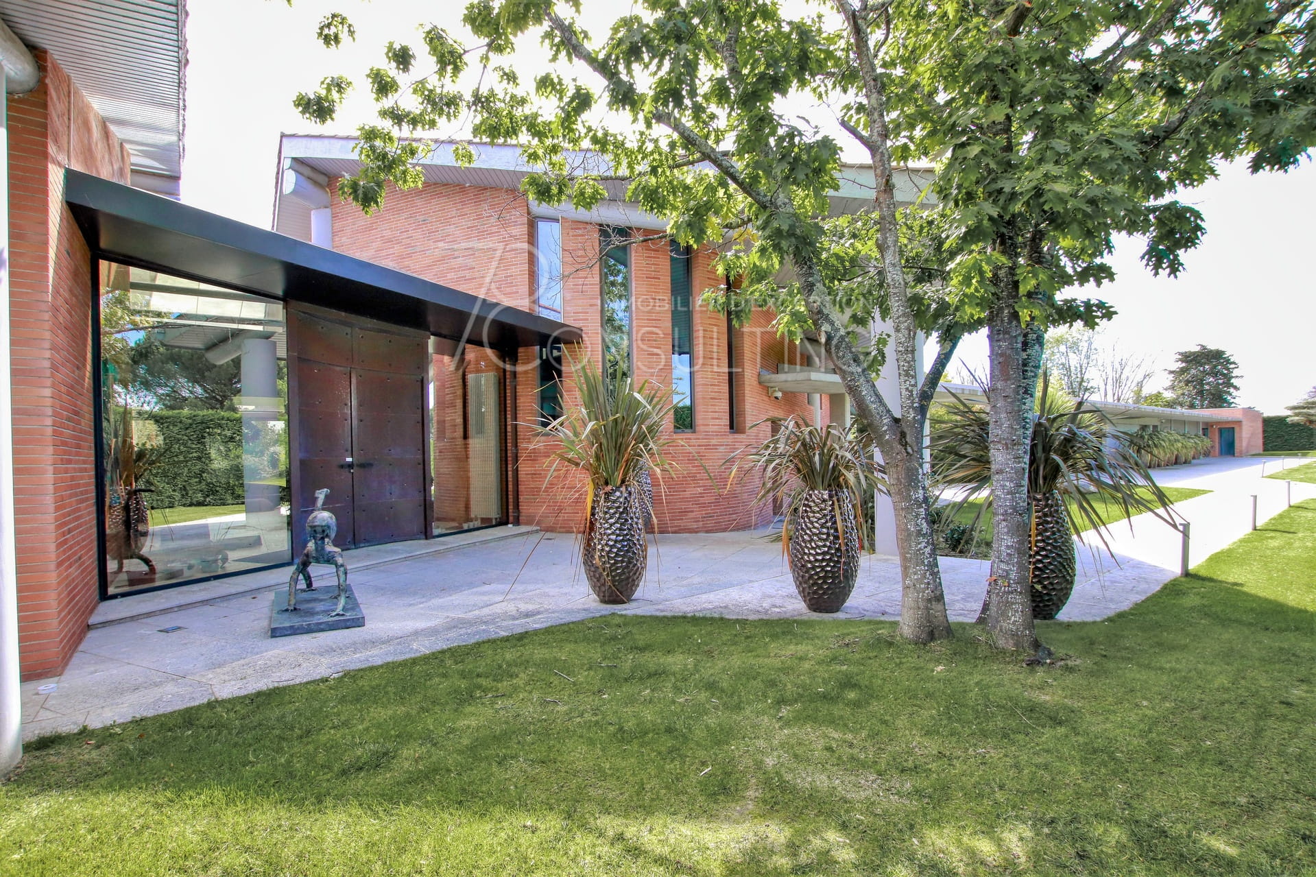 EXCLUSIVITÉ – 15MN TOULOUSE LUXUEUSE PROPRIÉTÉ CONTEMPORAINE + MAISON DE GARDIEN