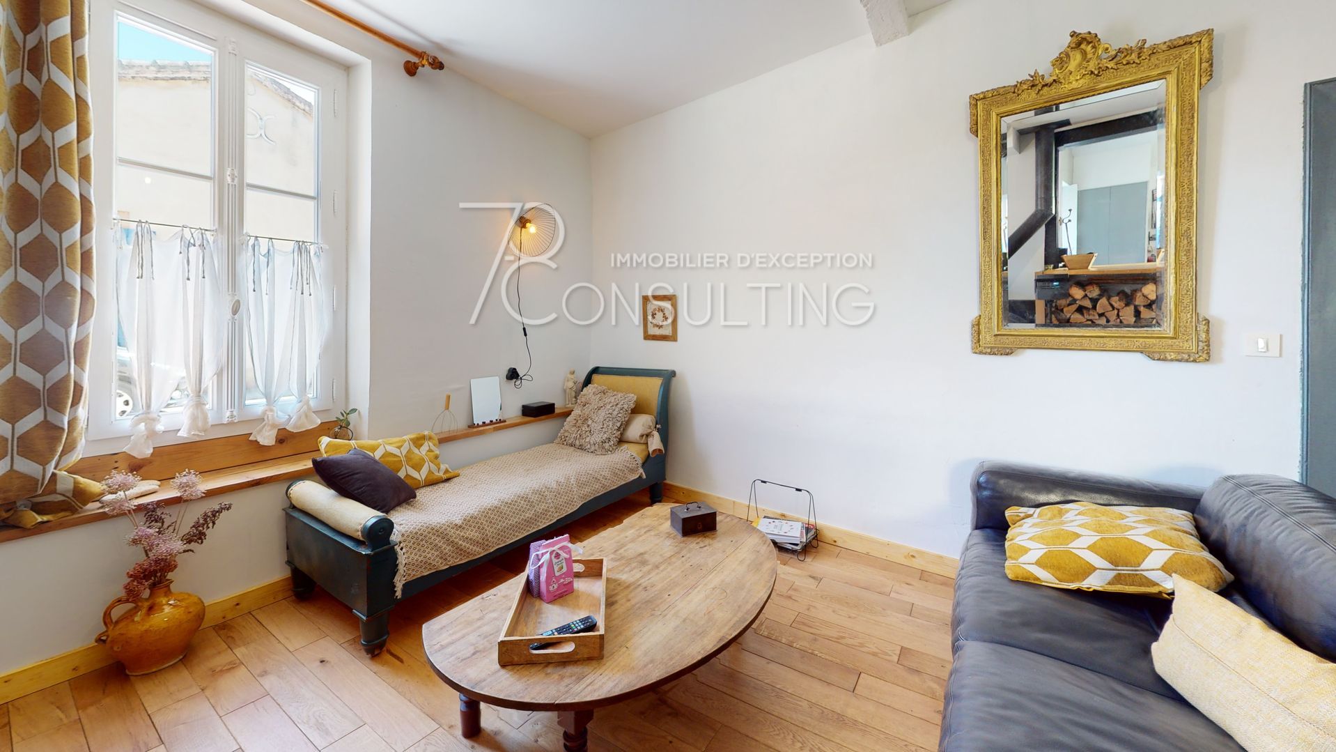 11-Rue-De-Lancien-Chateau-Living-Room