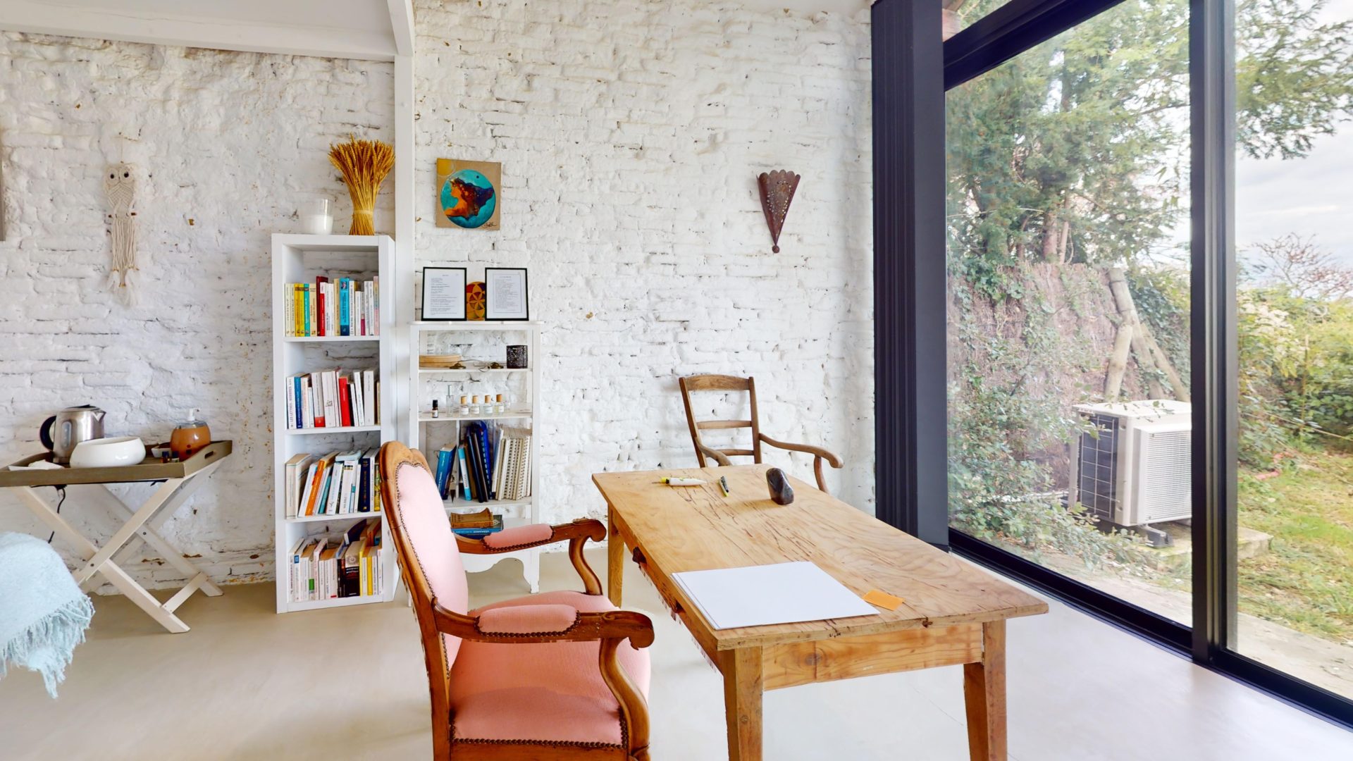 146-Chemin-De-La-Chapelle-St-Pierre-Bedroom 1