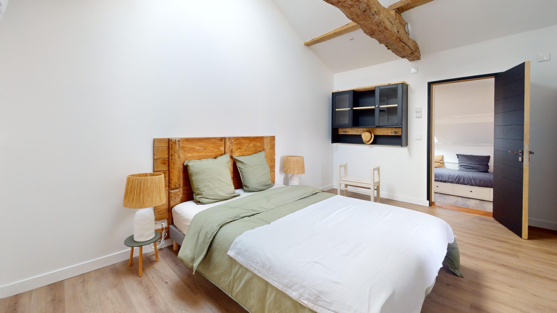 146-Chemin-De-La-Chapelle-St-Pierre-Bedroom 2